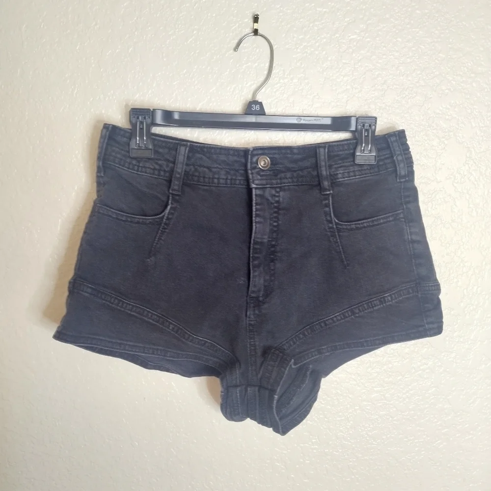 Anthropologie Pilcro Micro Black Denim Shorts Sz 28